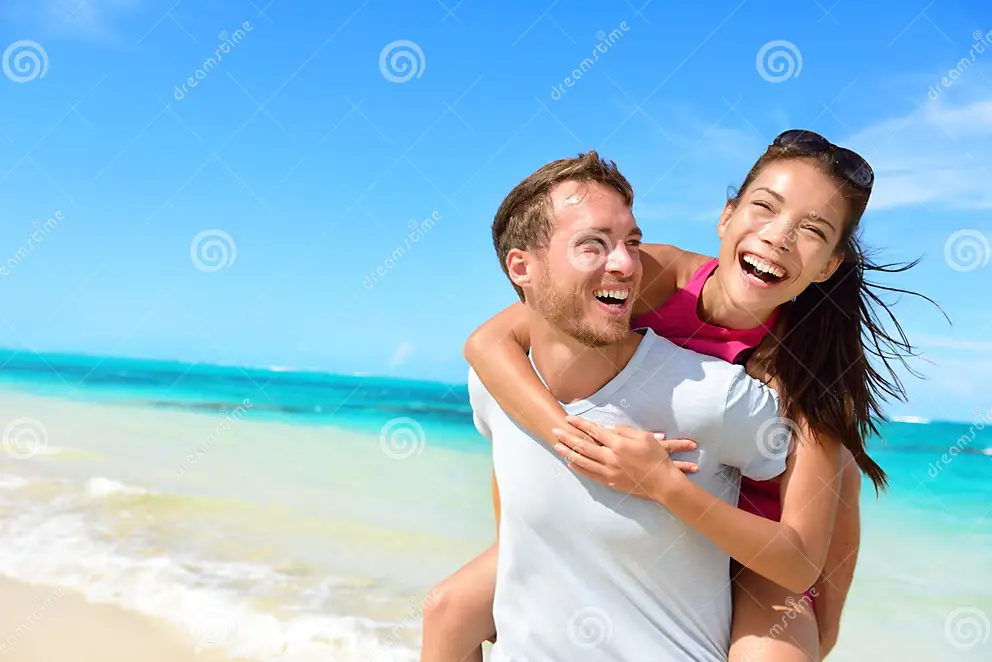 https://thumbs.dreamstime.com/z/happy-couple-love-beach-summer-vacations-joyful-asian-girl-piggybacking-young-caucasian-boyfriend-playing-having-fun-51387309.jpg?w=992